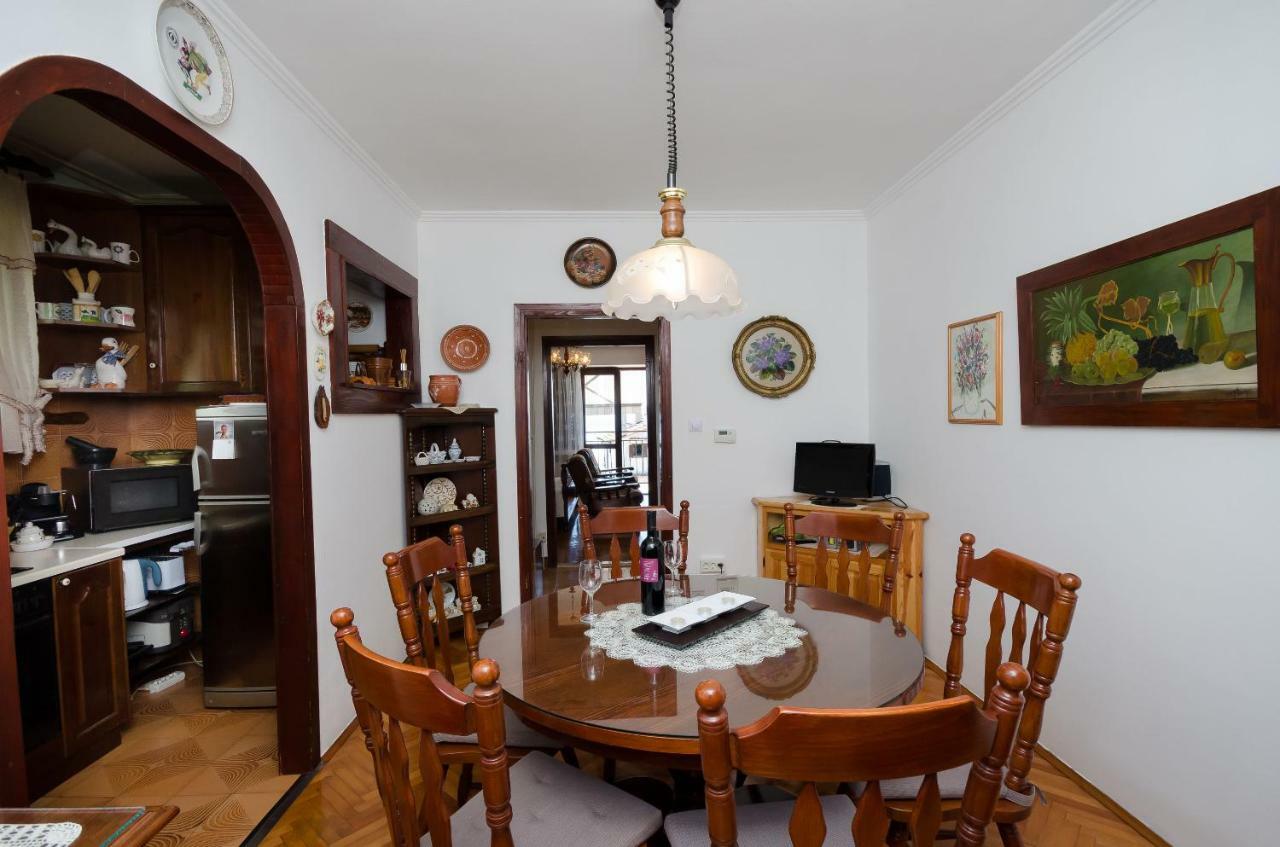 Apartments Zeljko ลอฟราน ภายนอก รูปภาพ